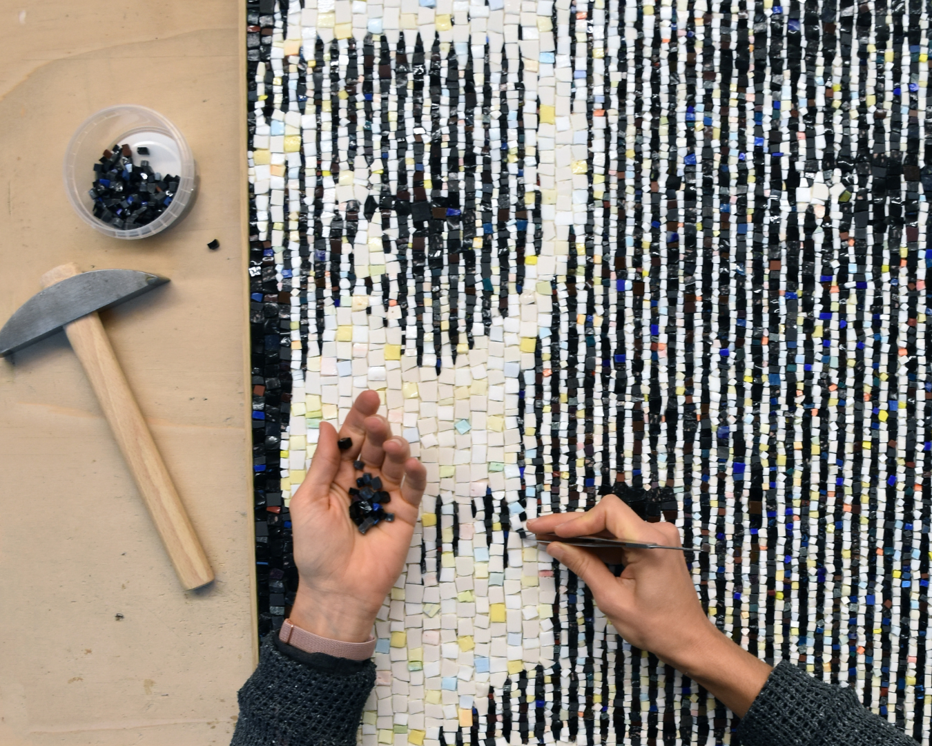 Immagine di Giulia Zanette, ceramica-mosaico – GO Makers Gorizia 2026