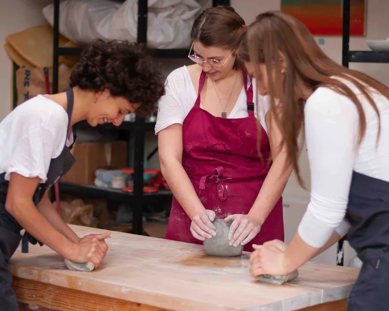 Laboratorio base di ceramica al tornio da vasaio, GO Makers Gorizia